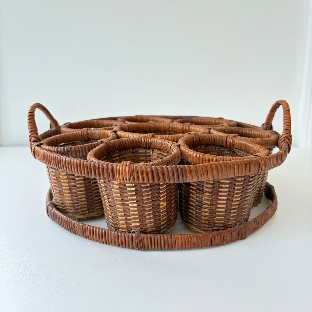 N/A woven wicker